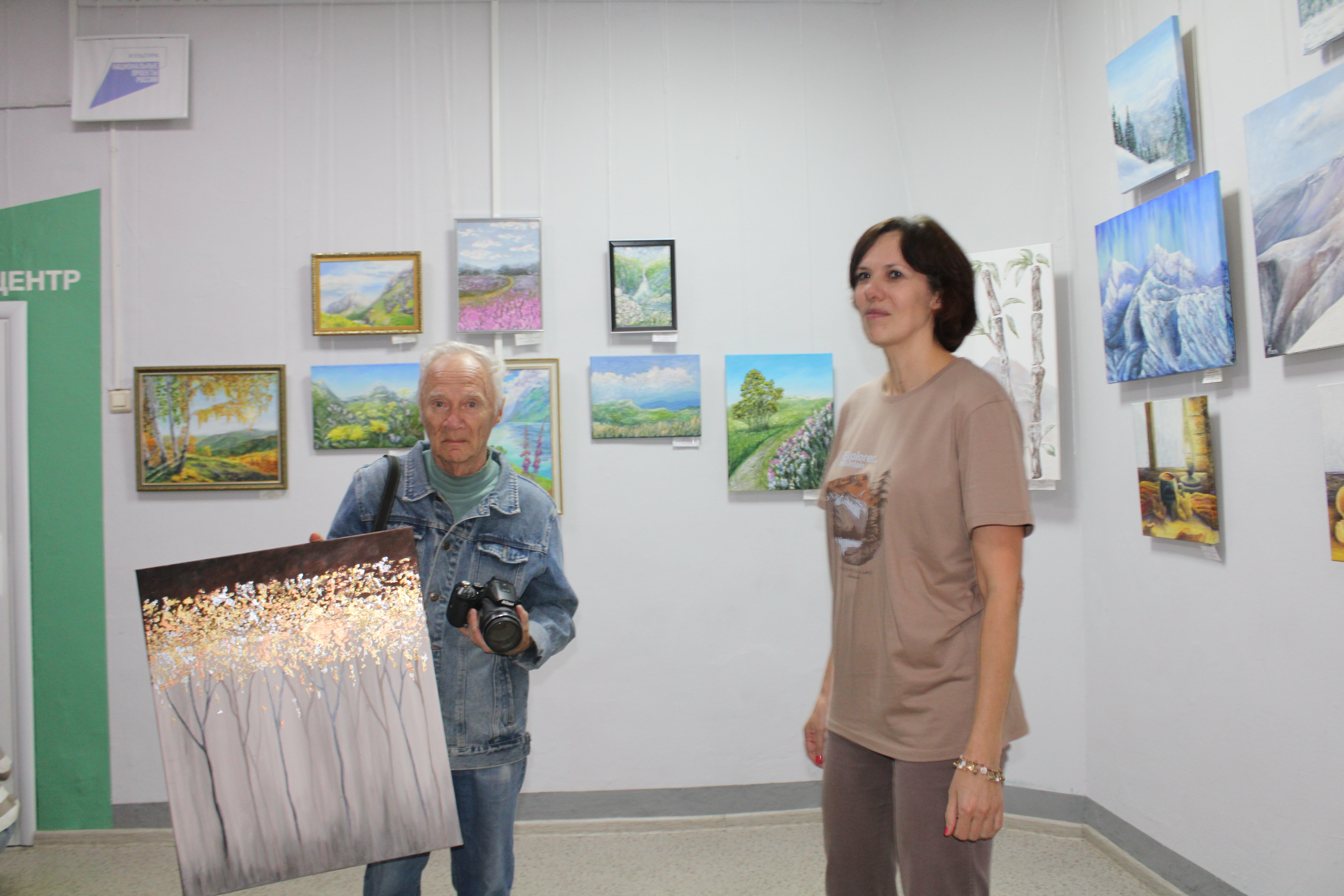 Открытие выставки работ Алины Эннс